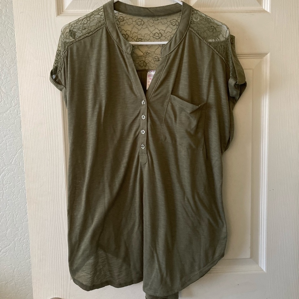🔥5 for $25🔥 Army Green Top